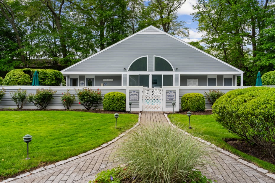 44 Hale Lane Photo 22