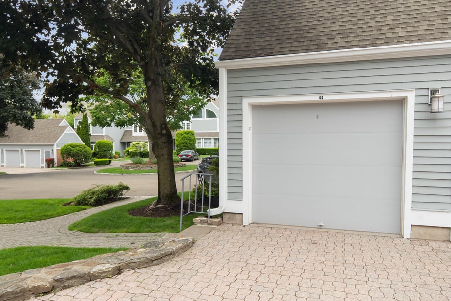 44 Hale Lane Photo 26