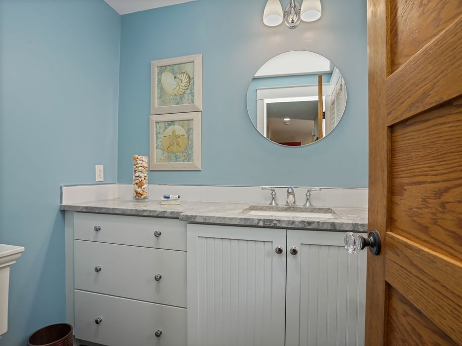 48 Harbor View Avenue Photo 14