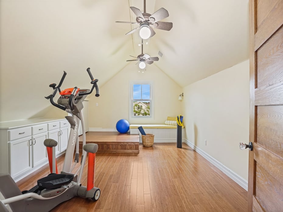 48 Harbor View Avenue Photo 26