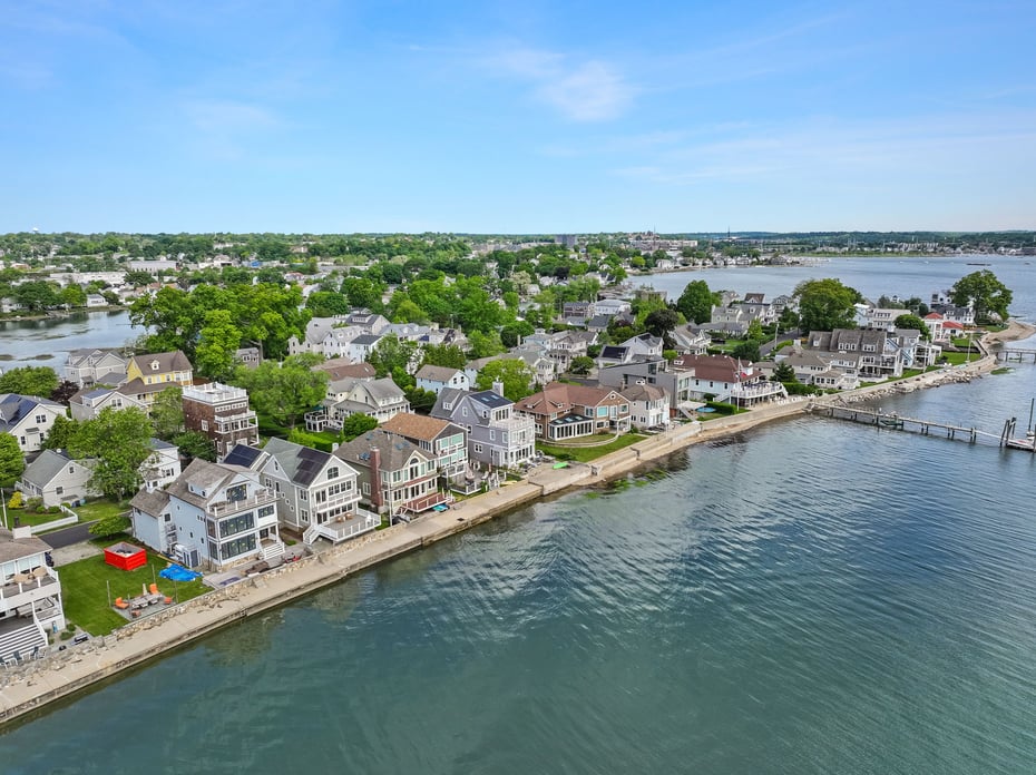 48 Harbor View Avenue Photo 33