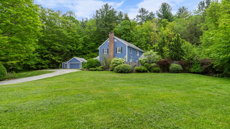 2345 Swamp Rd Photo 4