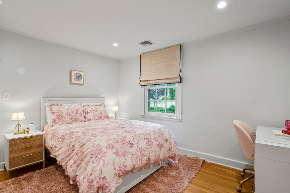 34 Edgewood Avenue Photo 32