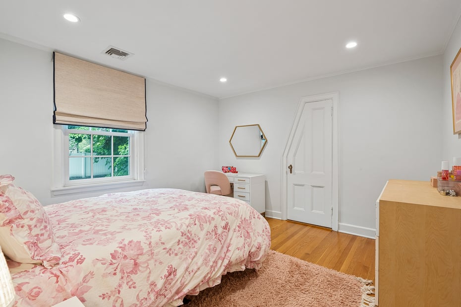 34 Edgewood Avenue Photo 33