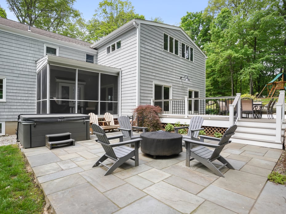 37 Saint Johns Road Photo 37