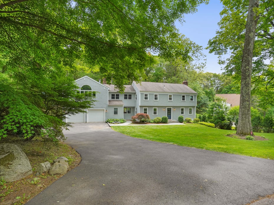37 Saint Johns Road Photo 40