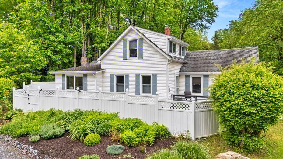 95 Miller Road Photo 1