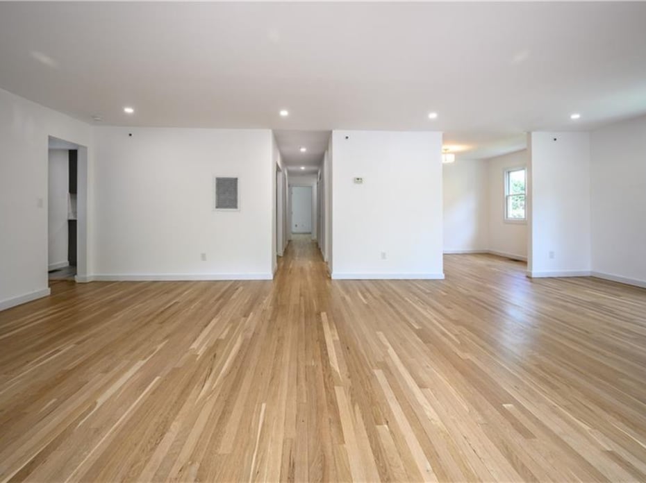 69 Maple Street  #2nd Floor Photo 3