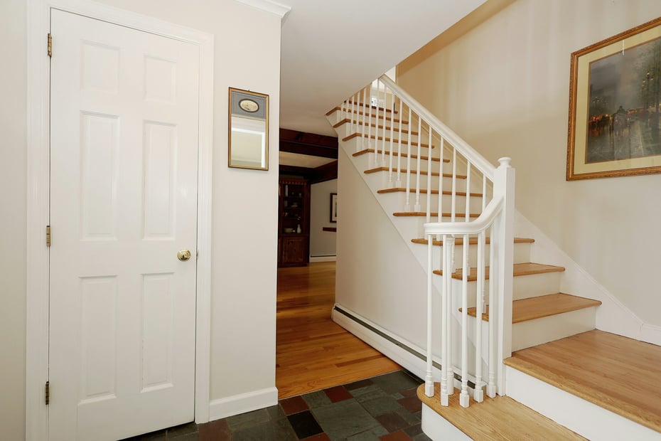 33 Preston Road Photo 3