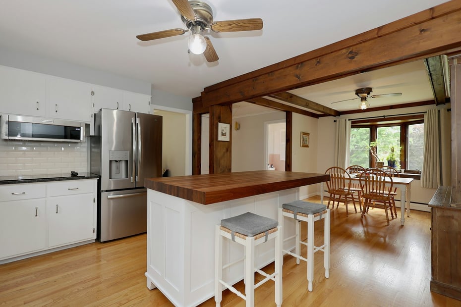33 Preston Road Photo 9