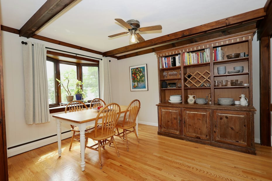 33 Preston Road Photo 12