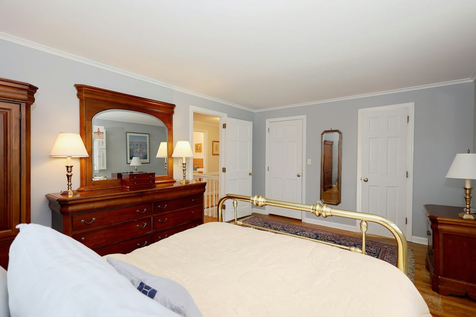 33 Preston Road Photo 15