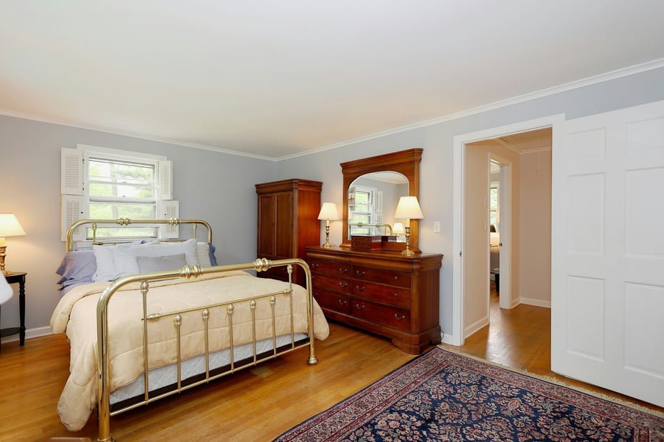 33 Preston Road Photo 14