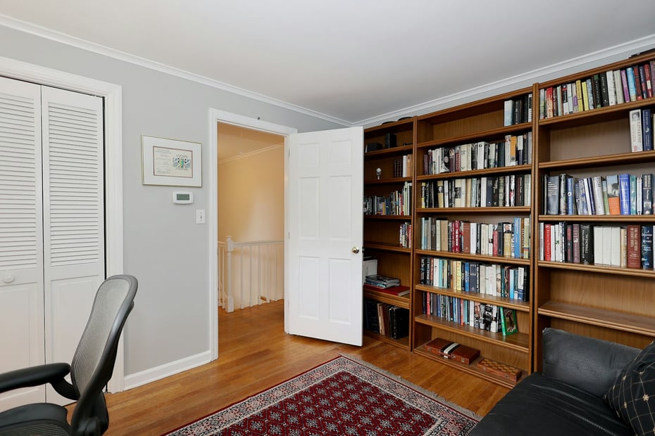 33 Preston Road Photo 17
