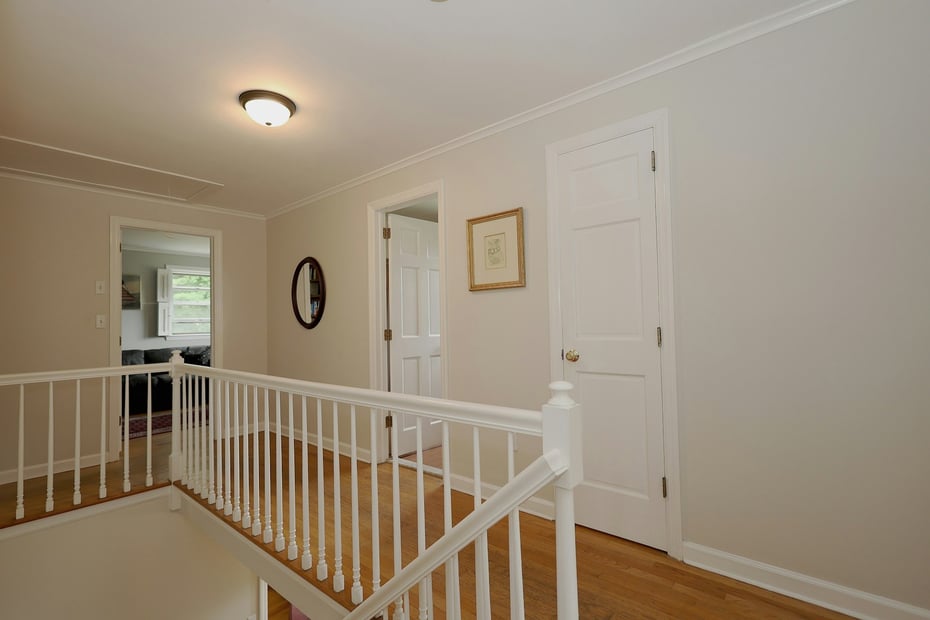 33 Preston Road Photo 18