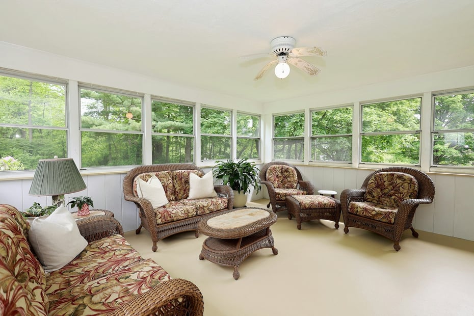33 Preston Road Photo 25