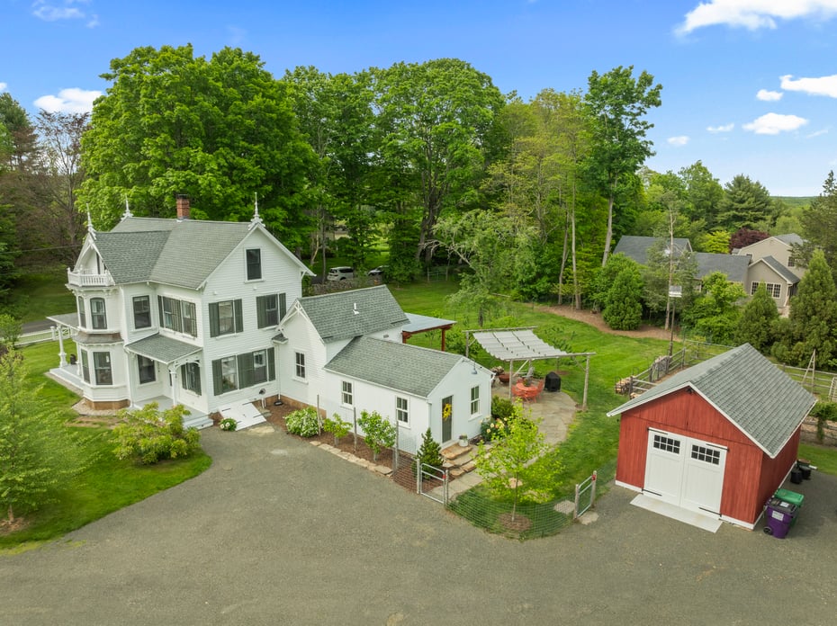 131 Elm Street Photo 1