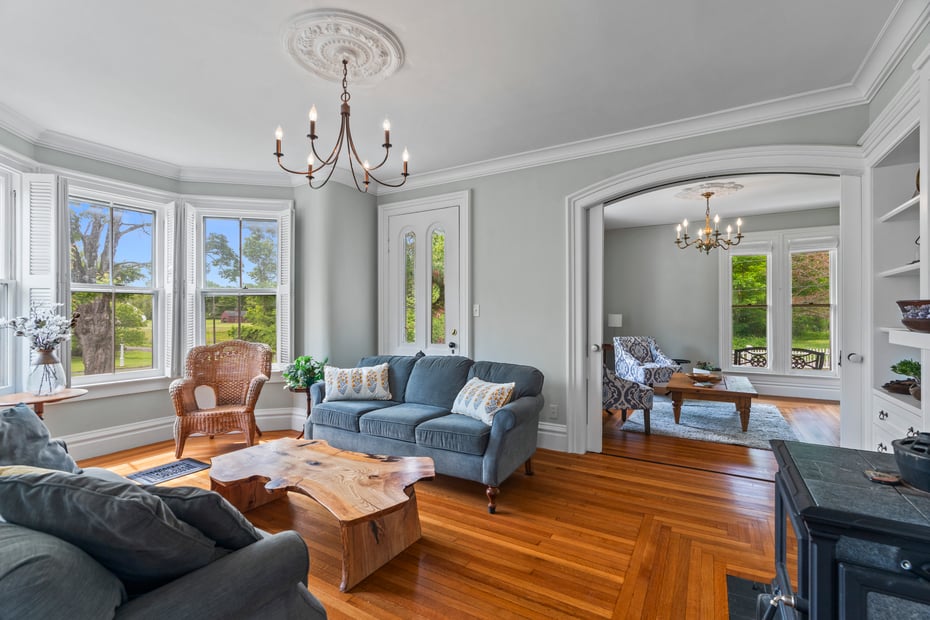 131 Elm Street Photo 15