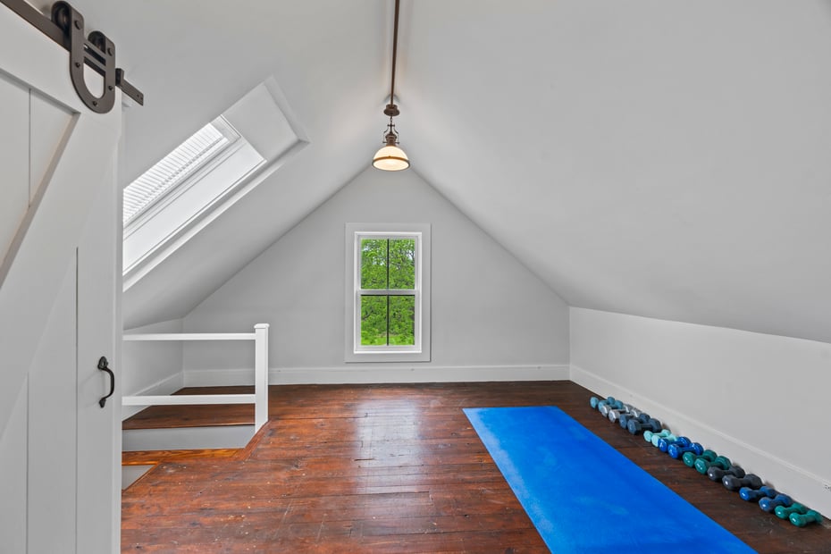 131 Elm Street Photo 30