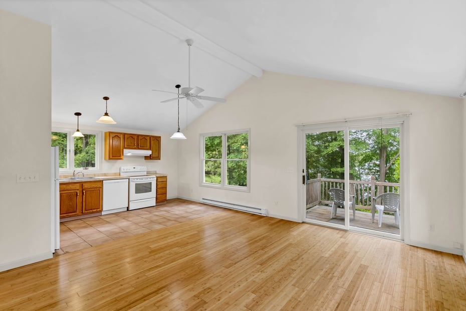 2 Lakeview Circle Photo 8