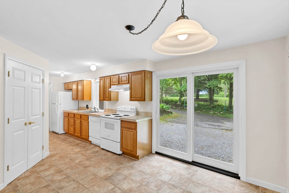 2 Lakeview Circle Photo 23