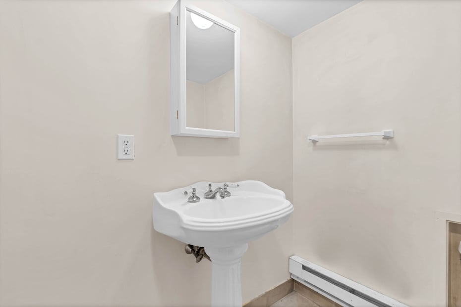 2 Lakeview Circle Photo 26
