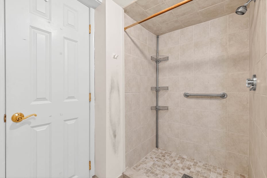2 Lakeview Circle Photo 27