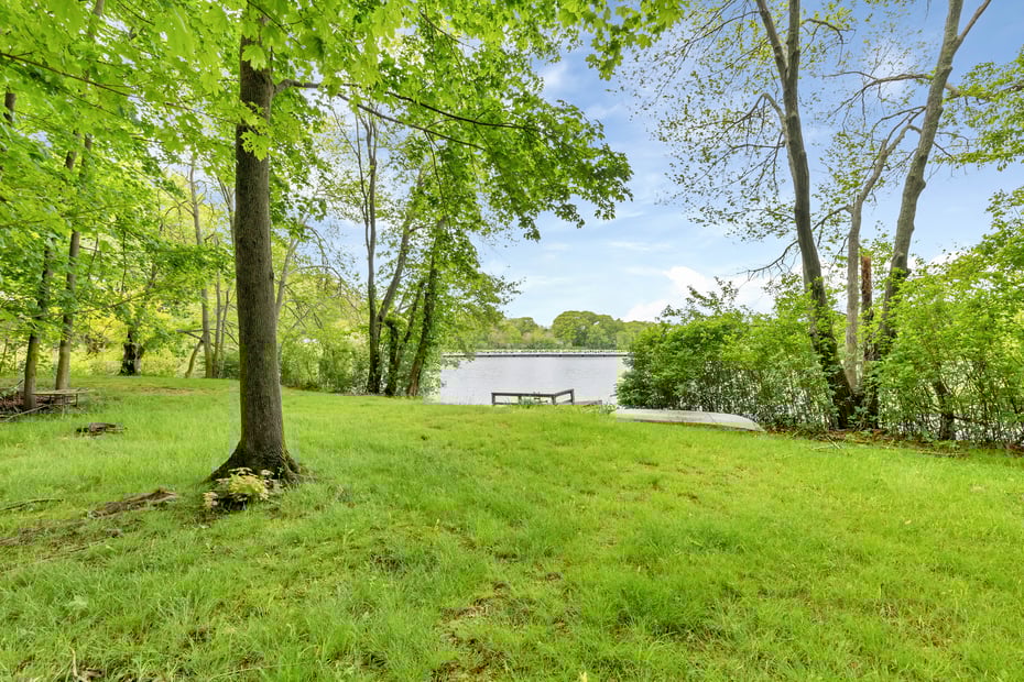 2 Lakeview Circle Photo 34