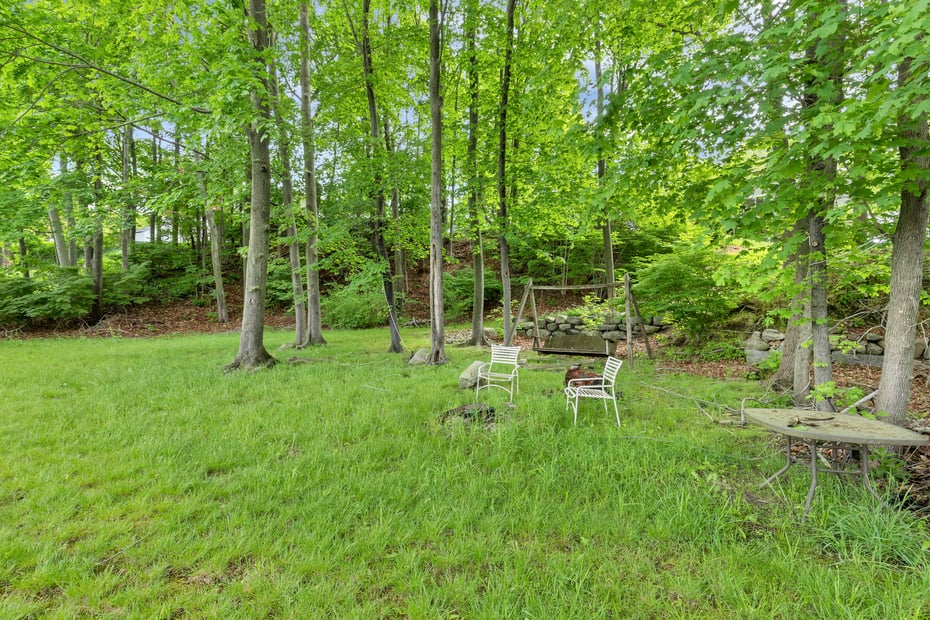 2 Lakeview Circle Photo 36