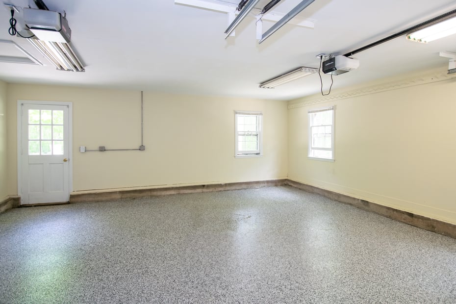 586 Essex Road Photo 29