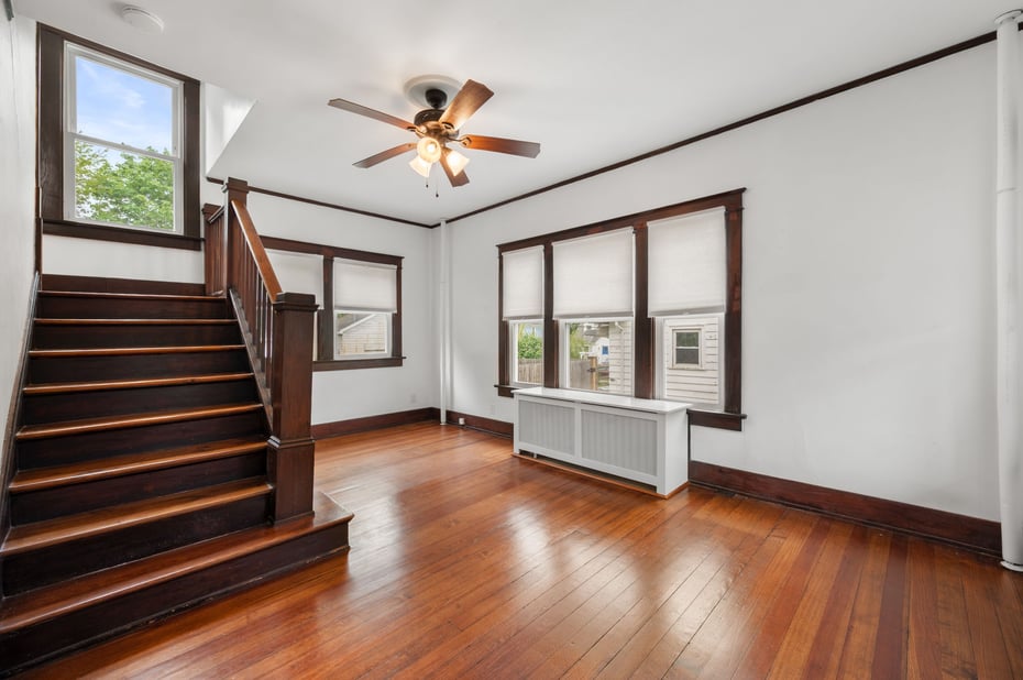 58 Gorton Street Photo 11