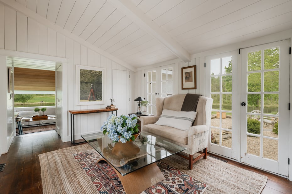 433 Rapp Road Photo 8