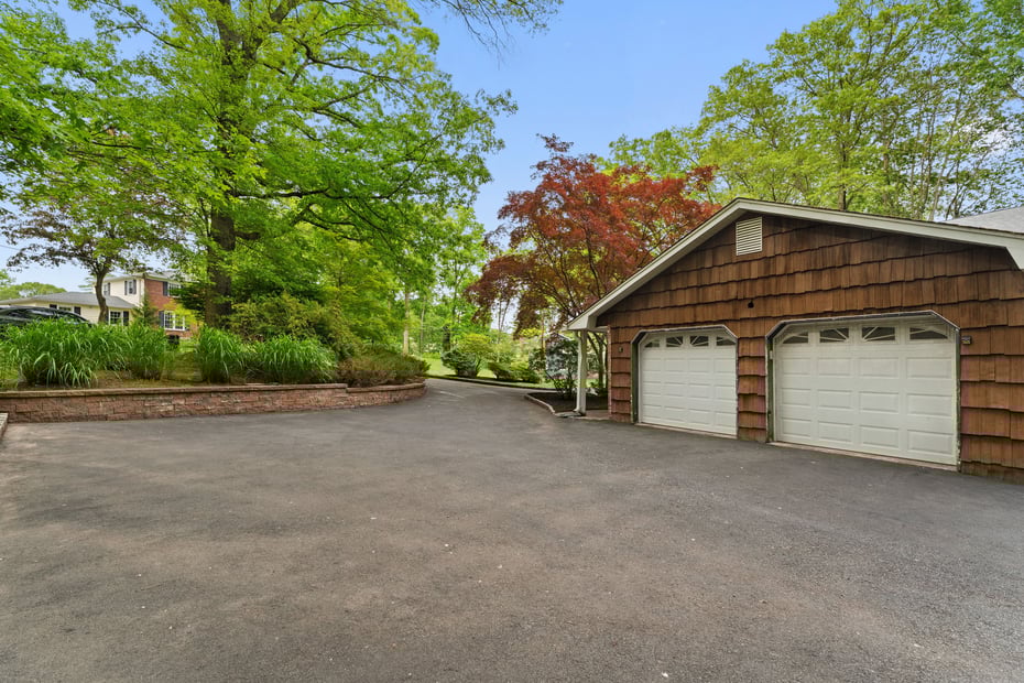 9 Stonehedge Drive Photo 5