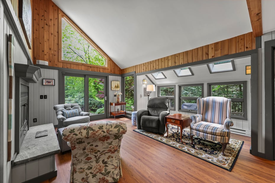171 Lake Shore Dr Photo 12