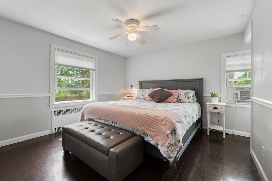 8 Maple Avenue Photo 25