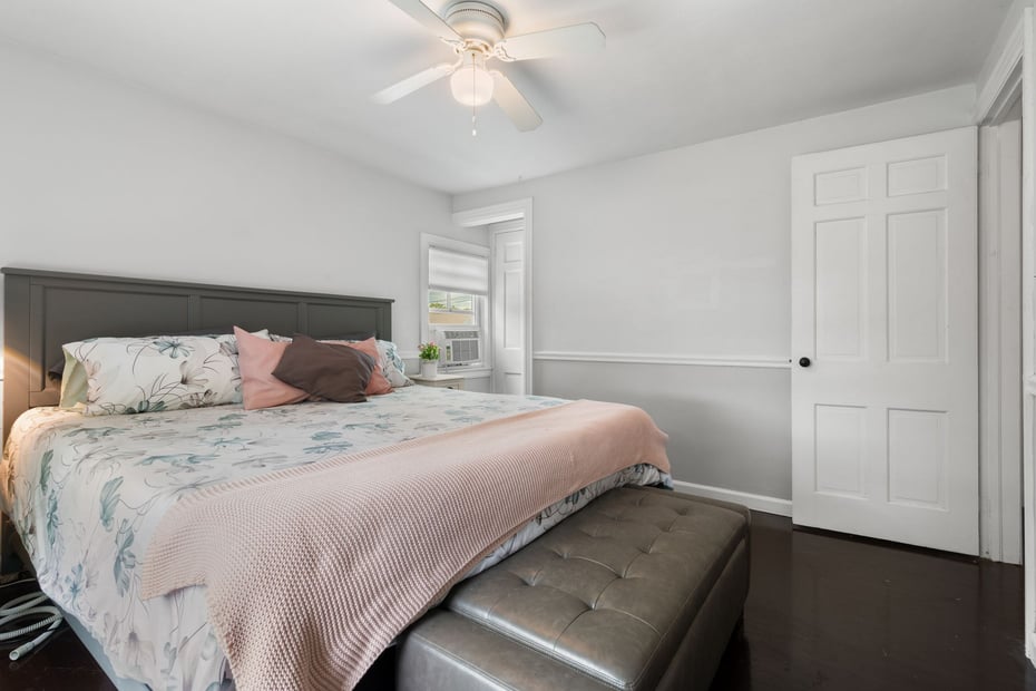 8 Maple Avenue Photo 26