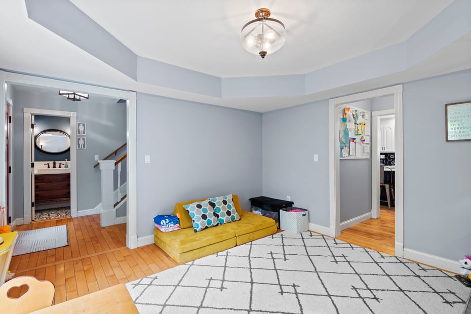 114 Dean Road Photo 13
