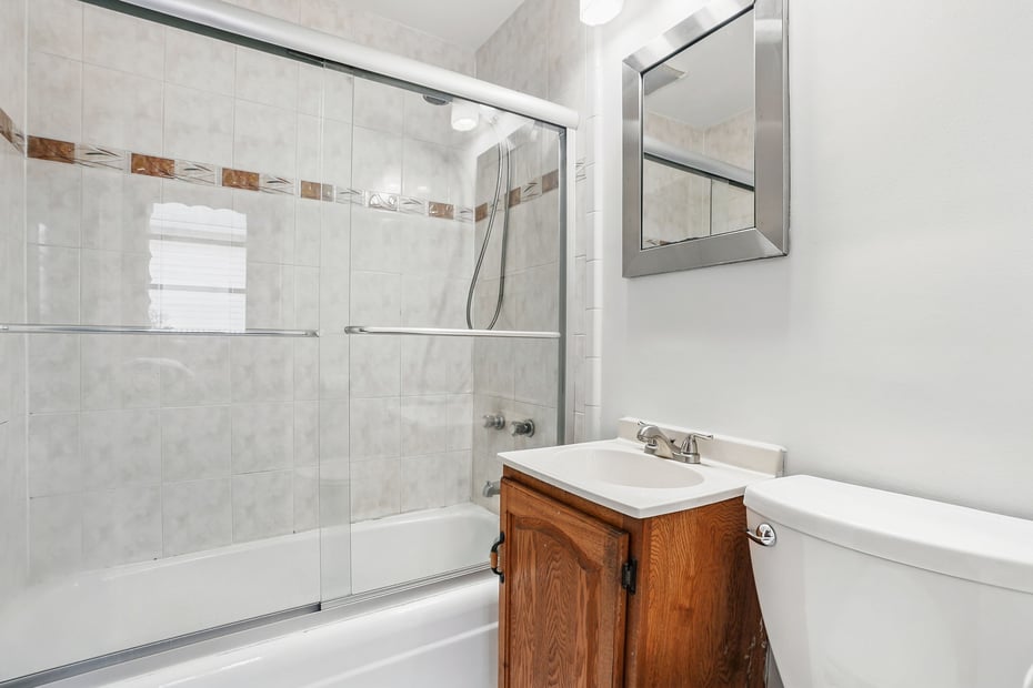 53 Howard Street Photo 13