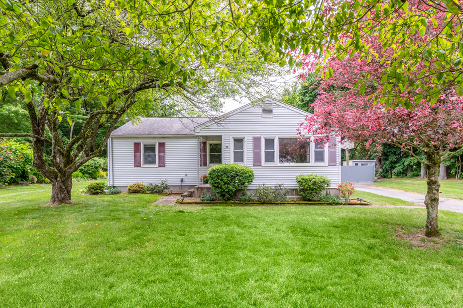 30 Fairlawn Road Photo 1