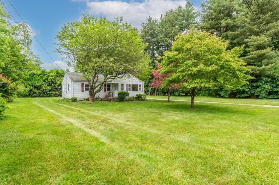 30 Fairlawn Road Photo 2