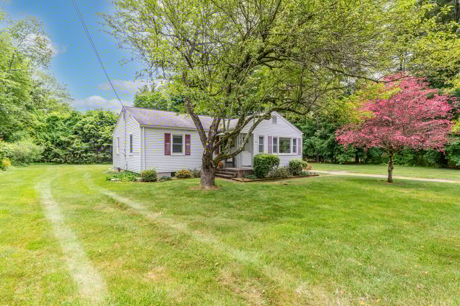30 Fairlawn Road Photo 3
