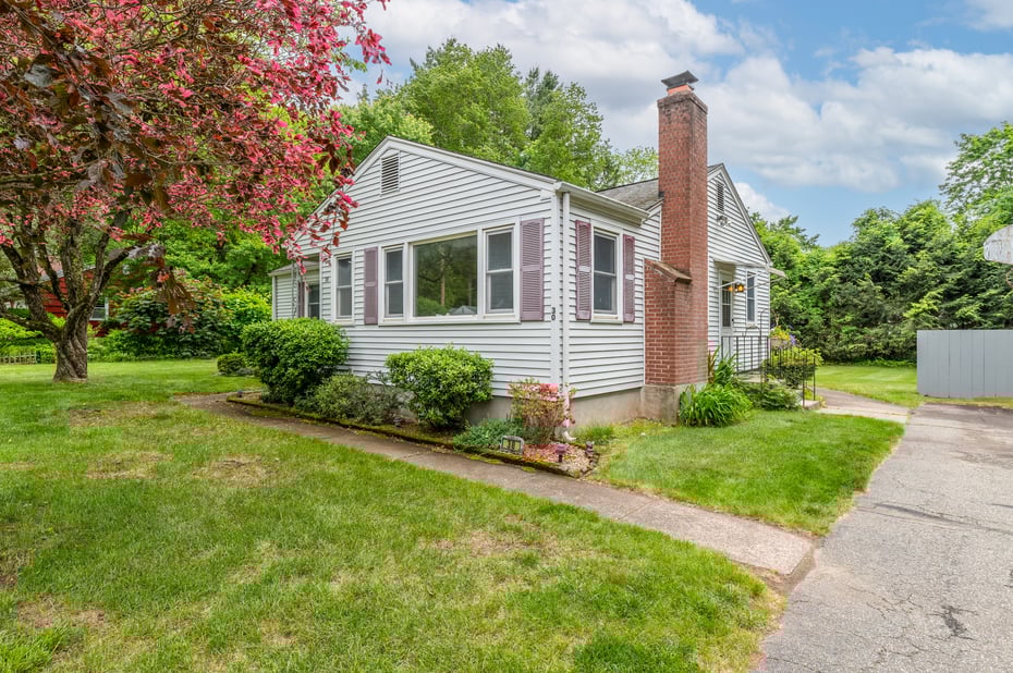 30 Fairlawn Road Photo 5