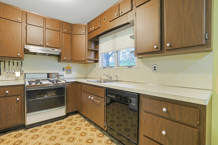 66 Upland Avenue Photo 10