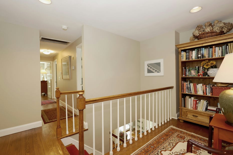 114 Peaceable Ridge Road Photo 22