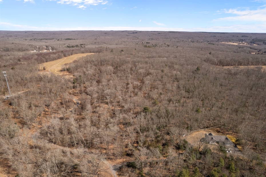 672 Roode Road Photo 2