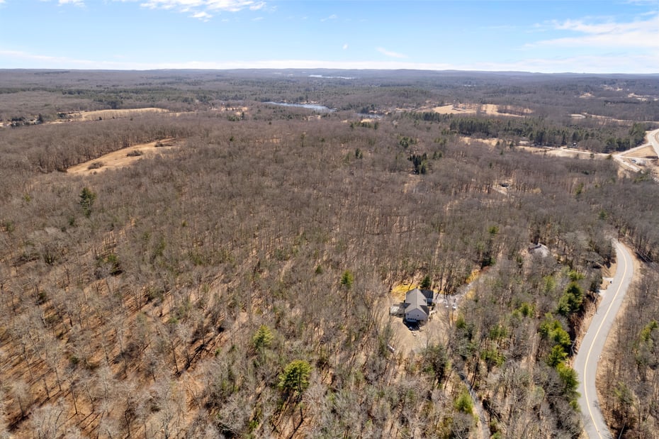 672 Roode Road Photo 10