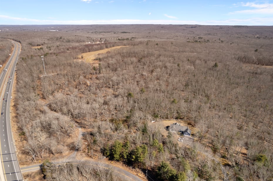 672 Roode Road Photo 11