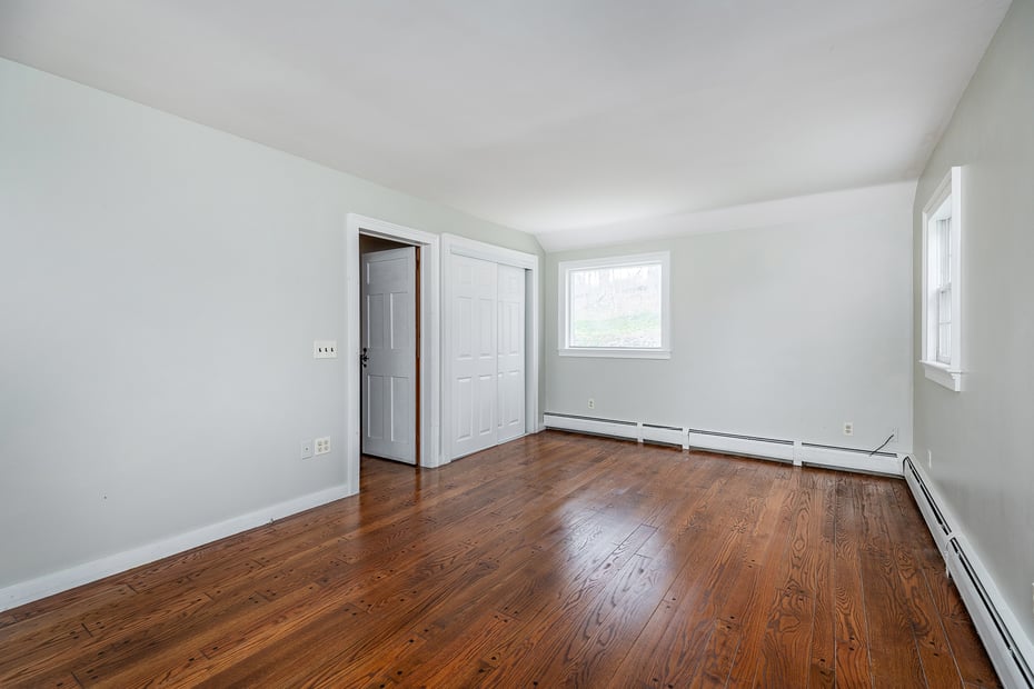 8 Southbury Road Photo 13