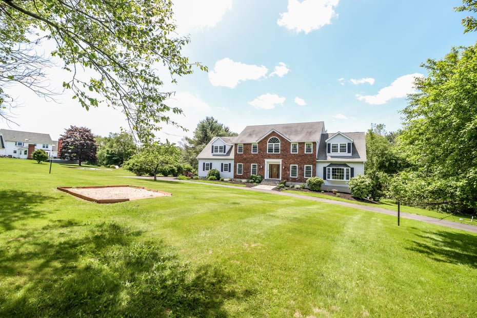 3 Huntington Lane Photo 35
