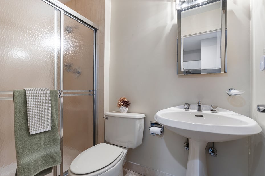 10 Waterside Close Photo 6